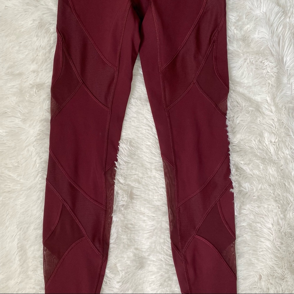Lululemon *Mesh Wunder Under HR 28” - Picture 4 of 8